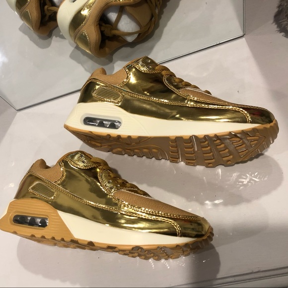 Unisex Shoes - Picture 3 of 3